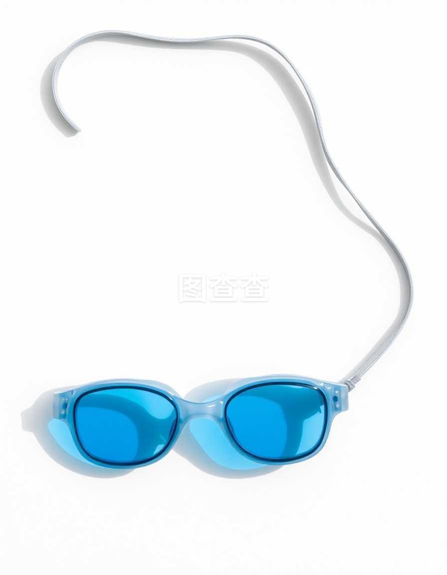 游泳眼鏡與軟件開發(fā) 跨界創(chuàng)新的思考